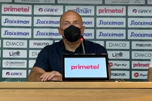 "Παίξαμε σχεδόν το τέλειο παιχνίδι/ Έτσι πρέπει να παίζουμε απέναντι στους πρωταθλητές"