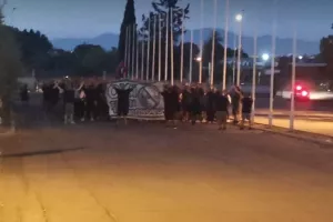 (ΒΙΝΤΕΟ/ΦΩΤΟΣ) Η πορεία διαμαρτυρίας της Θύρα 9