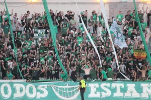 Εντυπωσιακή υποδοχή από τη Θύρα 9 (βίντεο/φώτος)
