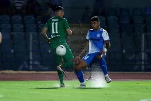Άντεξε με 10 και "τρίποντο" με Γιάνγκα! (Φώτος)