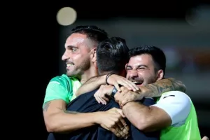 Στεπίνσκι να γουστΑΡΗΣ! (φώτος)