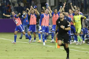 Να φορέσει το κοστούμι της Anorthosis Famagusta