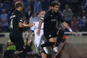 Με το αριστερό... η επιστροφή (Φώτος)