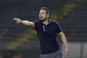 Συμβιβάστηκαν οι "νεοφώτιστοι"! (φώτος)