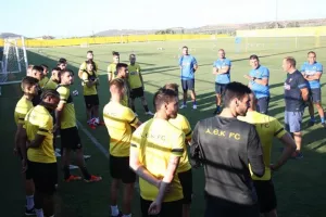 Μιλόγεβιτς στους παίκτες της ΑΕΚ: «Σας φοβούνται και θα σας προκαλούν»