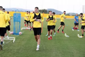 Άρχισε χωρίς προβλήματα για Λαμία η ΑΕΚ