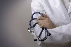 Πλαστά πιστοποιητικά/Απεβίωσε και δεύτερος ασθενής