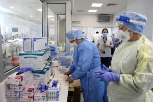 Ακόμα τέσσερις θανάτοι και 256 κρούσματα