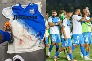 Απόλλων: Μάτωσε την φανέλα... κυριολεκτικά! 