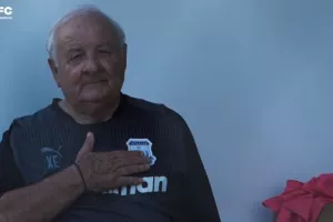 Το χέρι του Χαμπή στο σήμα