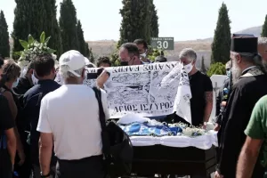 Με τη σημαία του Εθνικού κηδεύτηκε ο "Eθνικάρας"