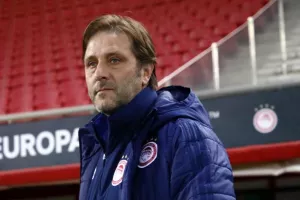Ευχαριστήρια δημοσίευση από Μαρτίνς στους οπαδούς του Ολυμπιακού!