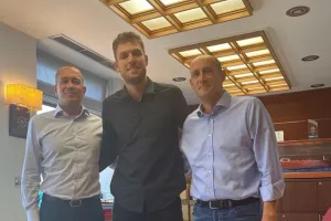 Βεζένκοφ: «Ευελπιστώ πως το μέλλον θα είναι καλύτερο»