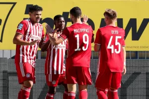 Μόνος πρώτος ο Ολυμπιακός/Η βαθμολογία της Superleague