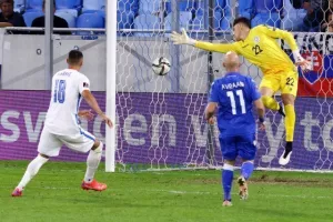 ΦΩΤΟΡΕΠΟΡΤΑΖ από το Národný futbalový štadión