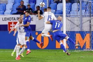 ΦΩΤΟΡΕΠΟΡΤΑΖ από το Národný futbalový štadión
