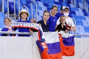 ΦΩΤΟΡΕΠΟΡΤΑΖ από το Národný futbalový štadión