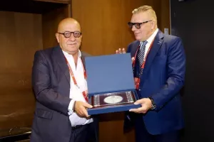 ΦΩΤΟΡΕΠΟΡΤΑΖ από το Národný futbalový štadión