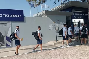 Στο γήπεδο για το... ιστορικό (φώτος)