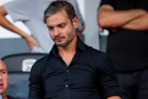 Χαριστέας για τo -6 του Άρη: «Η μπάλα πρέπει να παίζεται στο χόρτο»