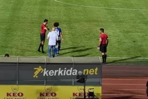 Κίτρινη στον Τιμούρ για διαμαρτυρίες (φώτος)