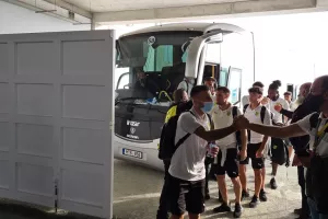 ΦΩΤΟΣ/Στο γήπεδο η ΑΕΚ