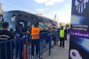 (Φώτος/Βίντεο) Στο "Παπαδόπουλος" το ΑΠΟΕΛ