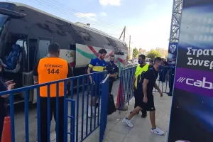 (Φώτος/Βίντεο) Στο "Παπαδόπουλος" το ΑΠΟΕΛ