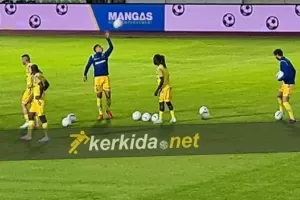 Πρώτη φορά ο Ντονγκαλά
