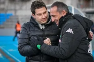 Επαφές με Δώνη! 