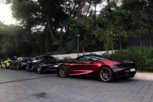 Ζημιά σε McLaren λόγω φωτογραφίας