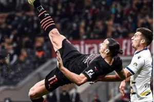Επικός... Ζλάταν: "Εσείς περπατάτε κι εγώ πετάω"