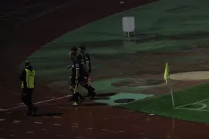 Τα "έψαλλε" στους διαιτητές ο Σόουζα (φώτος)