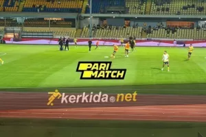 Οι έντεκα του Κέρκεζ/Τρεις αλλαγές