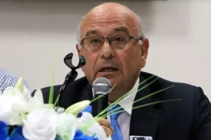 Τοποθέτηση Πουλλαϊδη/"Όποιος δεν έκατσε στην καυτή καρέκλα δεν ξέρει"