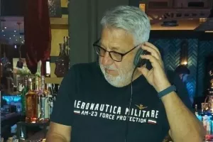 Dj με... Boss Ζράντι (φώτο)