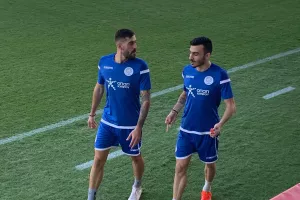Παντού μαζί