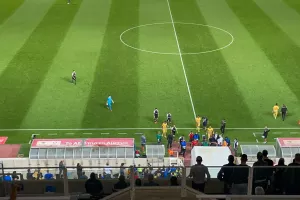 ΒΙΝΤΕΟ/Οι ΑΠΟΕΛίστες αποδοκίμασαν έντονα τον Χριστοδούλου