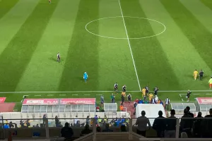 ΒΙΝΤΕΟ/Οι ΑΠΟΕΛίστες αποδοκίμασαν έντονα τον Χριστοδούλου