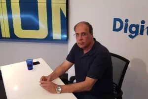 Χ.ΠΟΓΙΑΤΖΗΣ για Παπασταύρου, Ομόνοια-Δόξα, μιτσοκάμμιμα και όχι μόνο