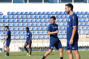 Μετρά αντίστροφα για ΑΠΟΕΛ (φώτος)