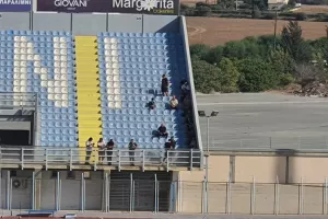 Στην άκρη για σκιά! (φώτος)