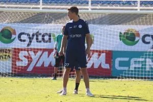Μετρά αντίστροφα για ΑΠΟΕΛ (φώτος)