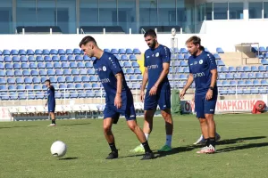 Μετρά αντίστροφα για ΑΠΟΕΛ (φώτος)