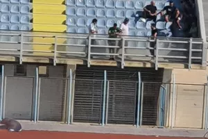 Στην άκρη για σκιά! (φώτος)