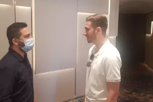Θεόδωρος με Μηνά