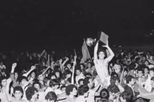 "Χρόνια Πολλά Πρόεδρε"
