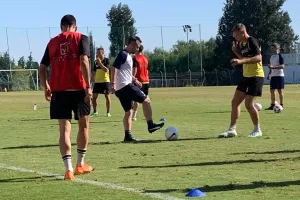 (Προπόνηση πριν Ομόνοια) ΜΕΣΑ και ο Μάκης!