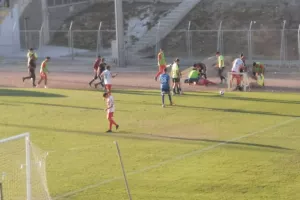 (ΦΩΤΟΣ) Σύγκρουση Σεργίου με κάμεραμαν 