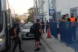 Η άφιξη της ΑΕΚ στο "ΠΑΠ" (φώτος)